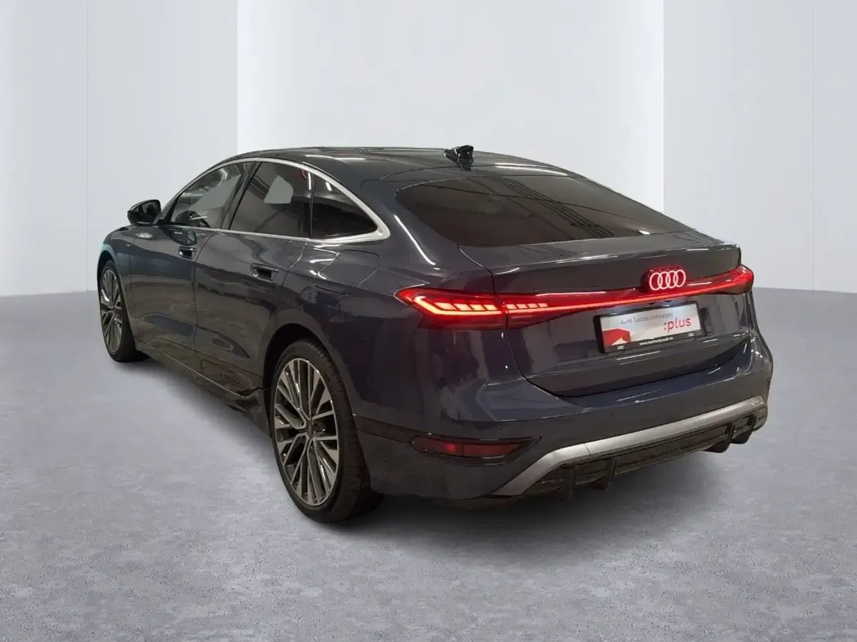 Gebraucht Audi A6 e-tron Ambiente 210 kW (286 PS) 2025 Plasmablau metallic Limousine