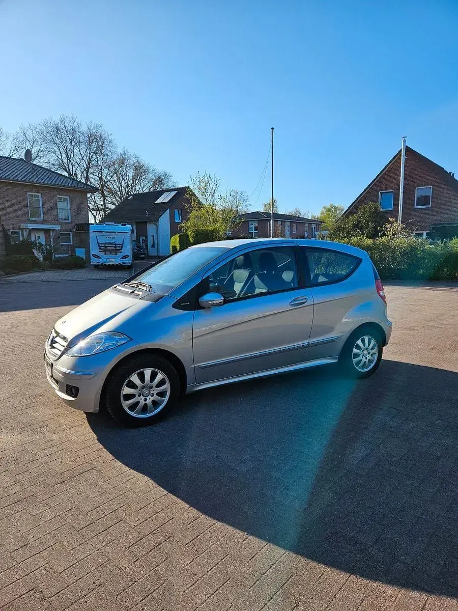 Gebraucht Mercedes A150 Elegance 95 PS (69 kW) 2008 Silber Limousine