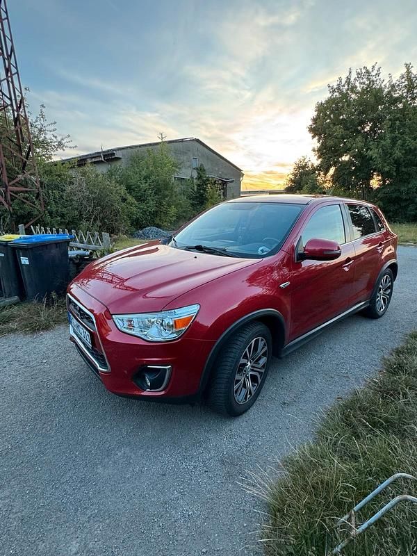 Rot Gebraucht 2015 Mitsubishi ASX SUV | 8.100 € (Fairer Preis) - Bild 1/4