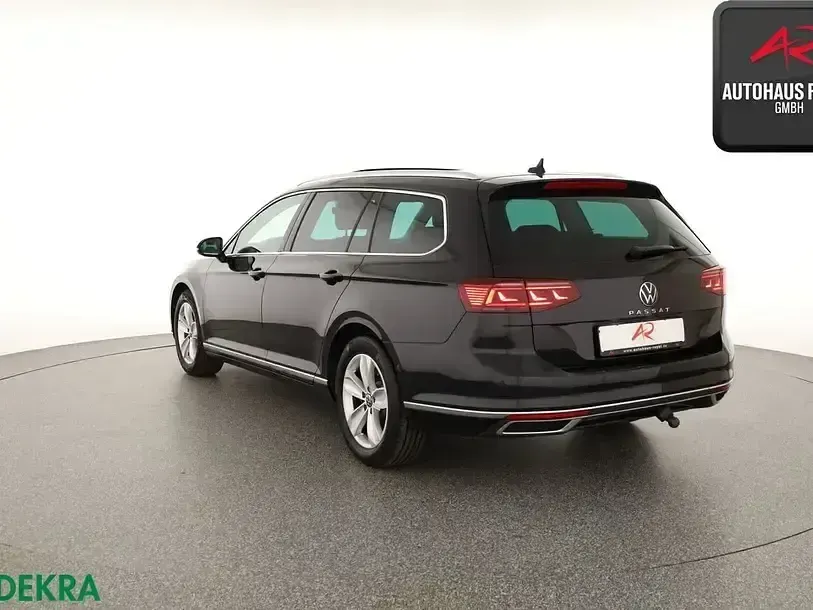 Używany VW Passat 200 KM (147 kW) 2021 Czarny Kombi