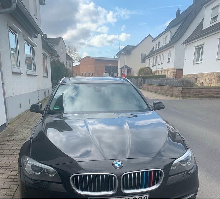 Gebraucht BMW 520 190 PS (139 kW) 2015 Braun Kombi