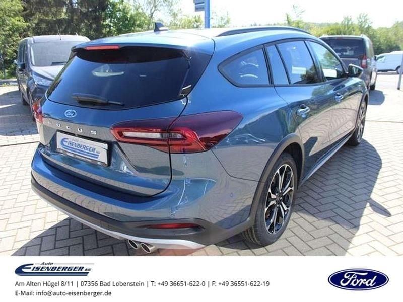 Gebraucht Ford Focus Active X 125 PS (91 kW) 2024 Blau Kombi