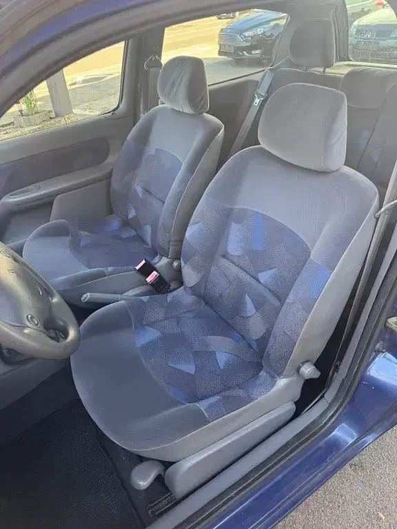 Gebraucht Renault Clio II Basis 58 PS (42 kW) 1999 Blau Limousine