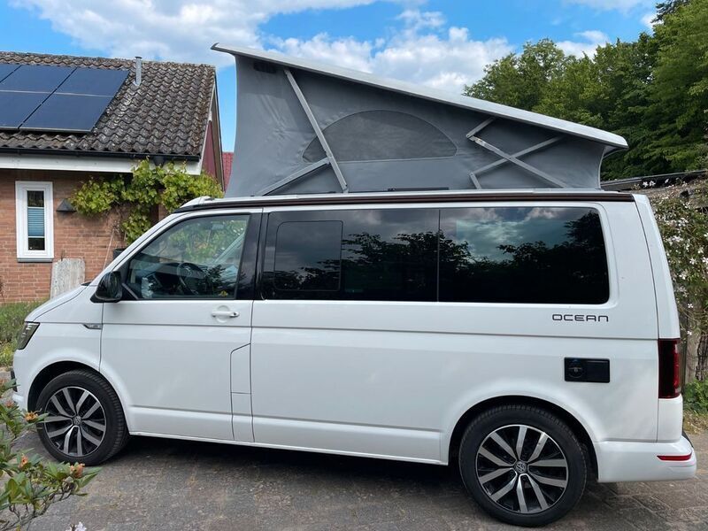 Weiß Gebraucht 2016 VW T6 Edition Van | 45.000 € - Bild 1/4