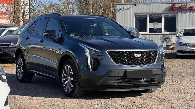 Gebraucht Cadillac XT4 230 PS (169 kW) 2021 Grau SUV
