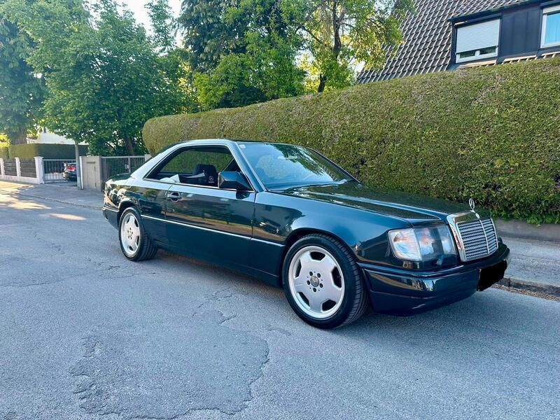 Blau Gebraucht 1988 Mercedes E300 Coupé | 11.500 € - Bild 1/4