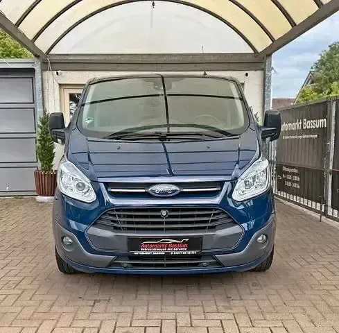 Gebraucht Ford Tourneo Custom 125 PS (91 kW) 2015 Blazer blue Van