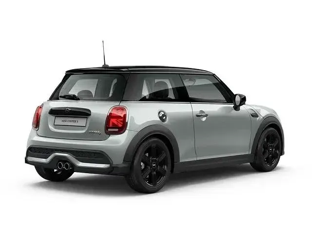 Second-hand Mini Cooper S Classic 178 CP (130 kW) 2022 Alb Hatchback