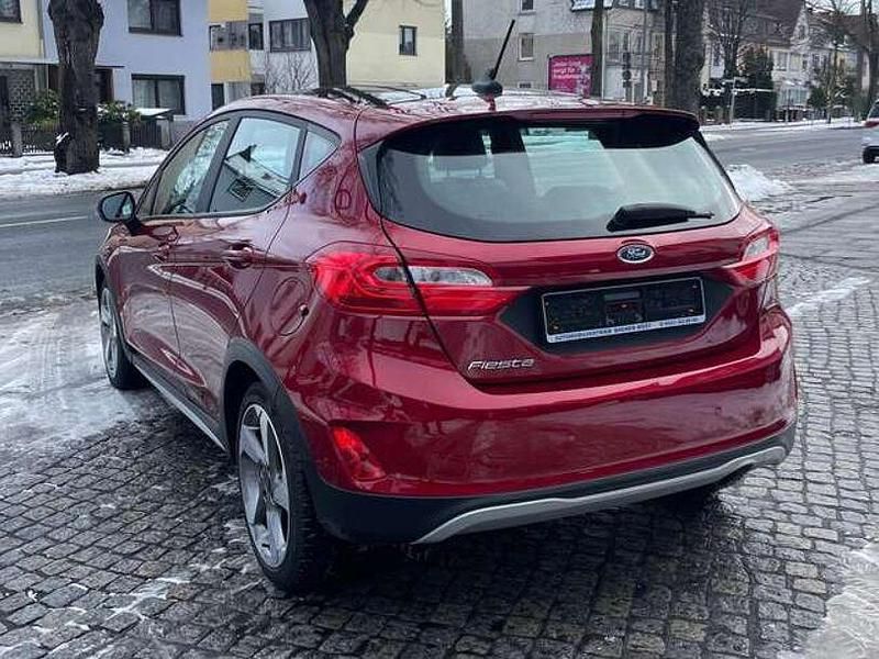 Gebraucht Ford Fiesta Active 140 PS (102 kW) 2019 Rubyrot (metallic) Kleinwagen