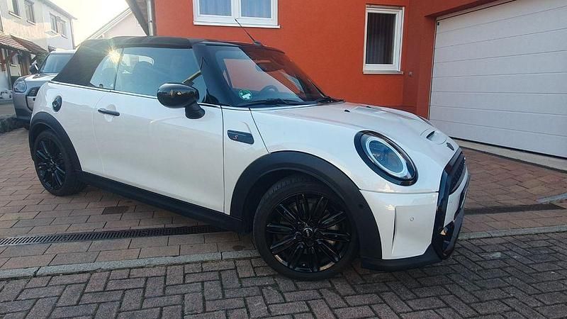 Gebraucht Mini Cooper S Cabriolet 178 PS (130 kW) 2023 Weiß Cabrio