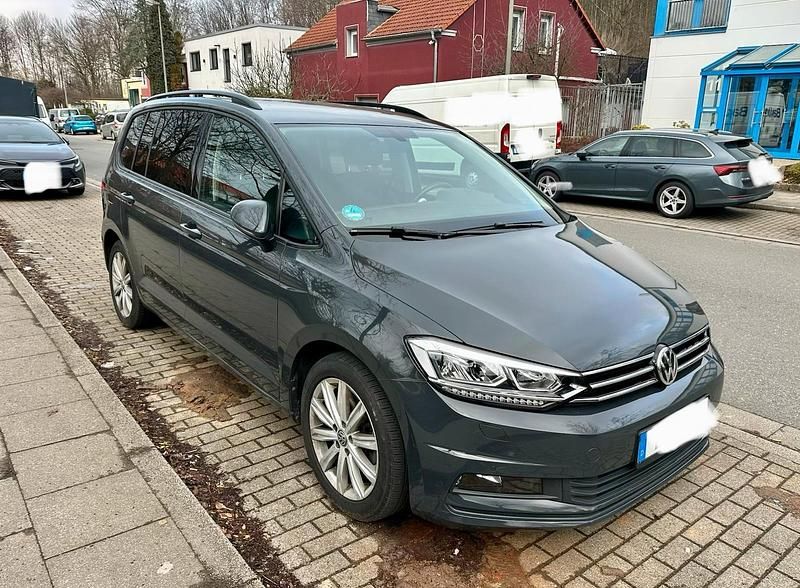 Gebraucht VW Touran 150 PS (110 kW) 2018 Grau Van / Kleinbus