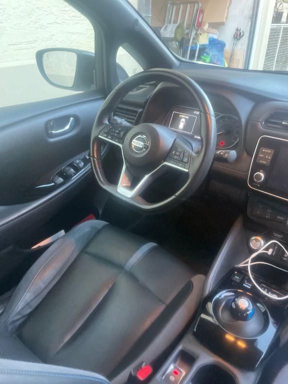 Gebraucht Nissan Leaf 110 kW (150 PS) 2021 Weiß Kleinwagen