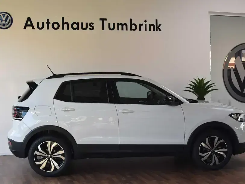 Gebraucht VW T-Cross Life 110 PS (80 kW) 2023 Pure white SUV