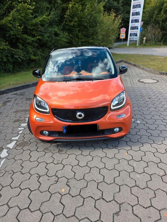 Gebraucht Smart ForFour Passion 71 PS (52 kW) 2015 Orange Kleinwagen