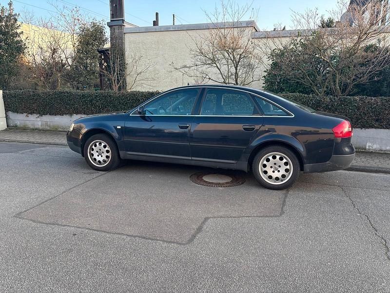 Gebraucht Audi A6 165 PS (121 kW) 2001 Blau Limousine