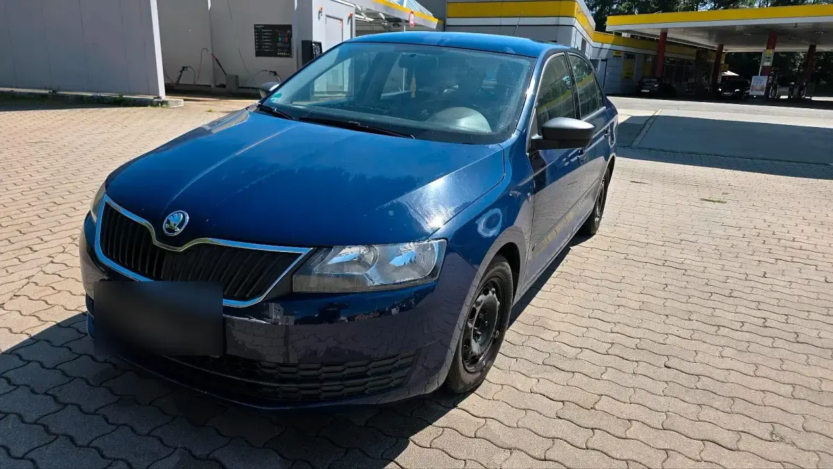 Gebraucht Skoda Rapid 86 PS (63 kW) 2013 Blau Kleinwagen