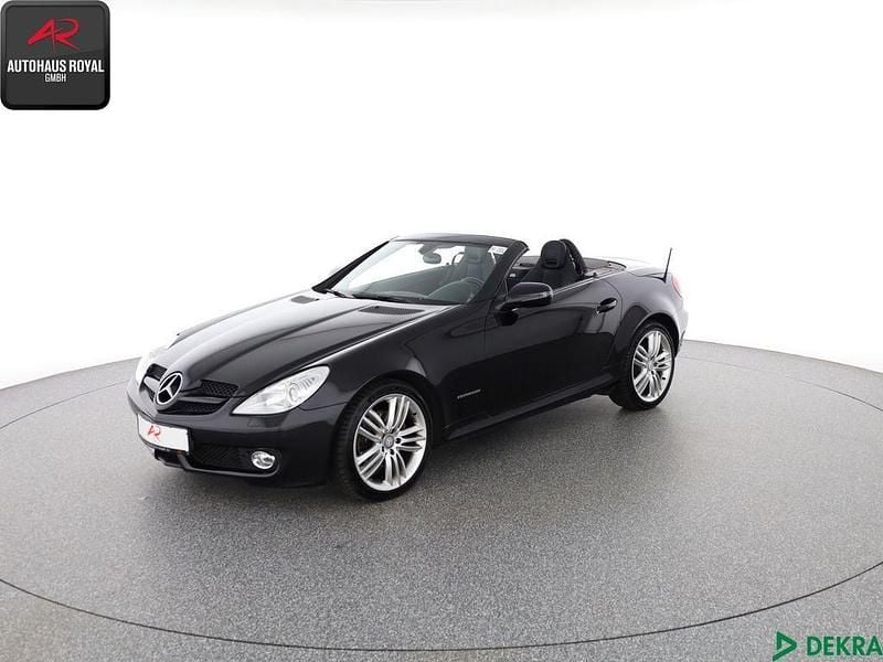 Schwarz Gebraucht 2010 Mercedes SLK200 Cabrio | 10.880 € (Guter Preis) - Bild 1/4