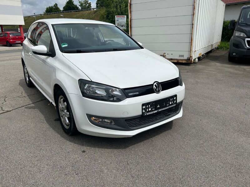 Weiß Gebraucht 2010 VW Polo Trendline Kleinwagen | 1.699 € (Fairer Preis) - Bild 1/4