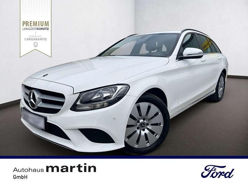 Polarweiß Gebraucht 2020 Mercedes C220 Limousine | 24.990 € (Superpreis) - Bild 1/2