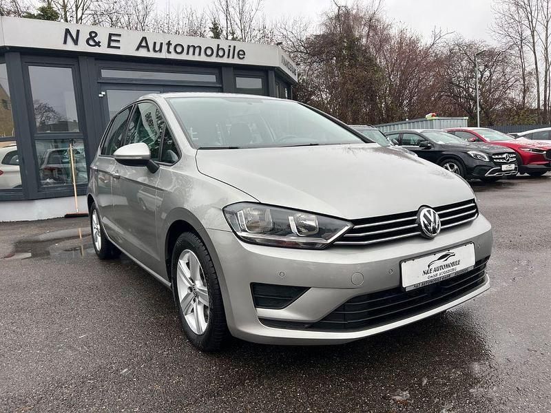 Silber Gebraucht 2016 VW Golf Sportsvan Comfortline Van / Kleinbus | 14.490 € (Guter Preis) - Bild 1/4