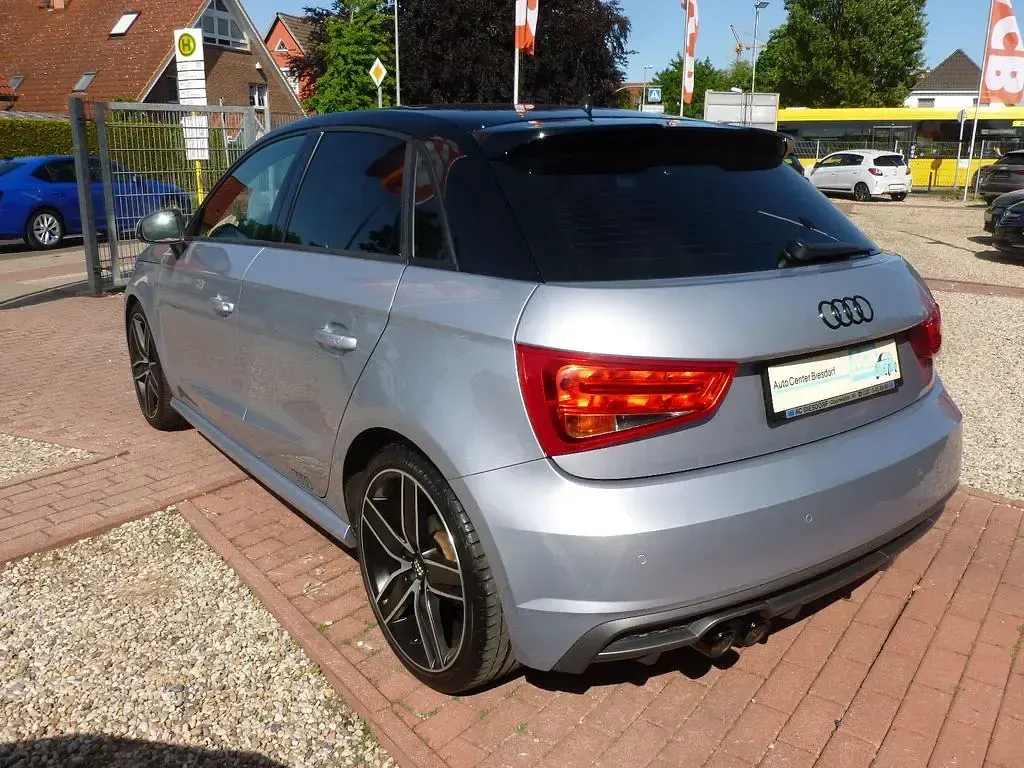 Gebraucht Audi A1 Sportback S-Line 150 PS (110 kW) 2018 Florettsilber metallic Kleinwagen