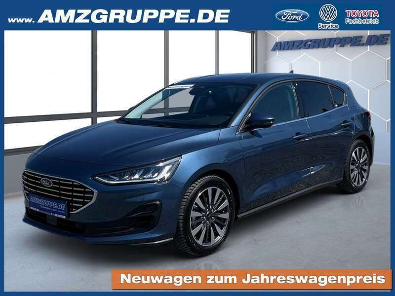 Chrome blue met Neu 2024 Ford Focus Titanium X Limousine | 24.950 € (Superpreis) - Bild 1/4