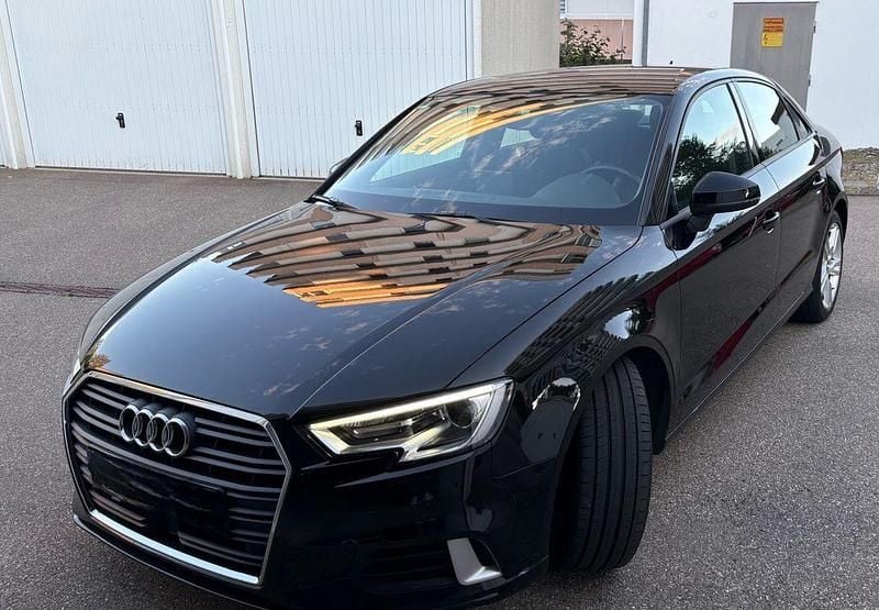 Gebraucht Audi A3 Sport 150 PS (110 kW) 2021 Schwarz Limousine