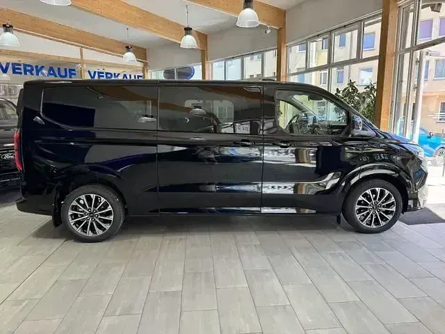 Neu Ford Tourneo Custom Titanium X 170 PS (125 kW) 2025 Schwarz Van