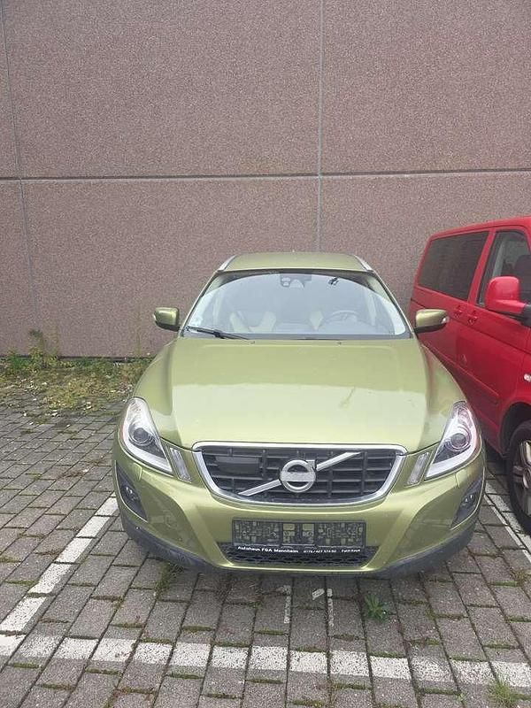 Gebraucht Volvo XC60 Summum 185 PS (136 kW) 2010 Grün SUV