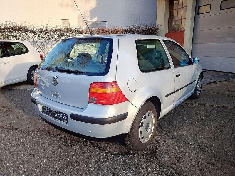 Gebraucht VW Golf III 75 PS (55 kW) 1998 Silber Limousine