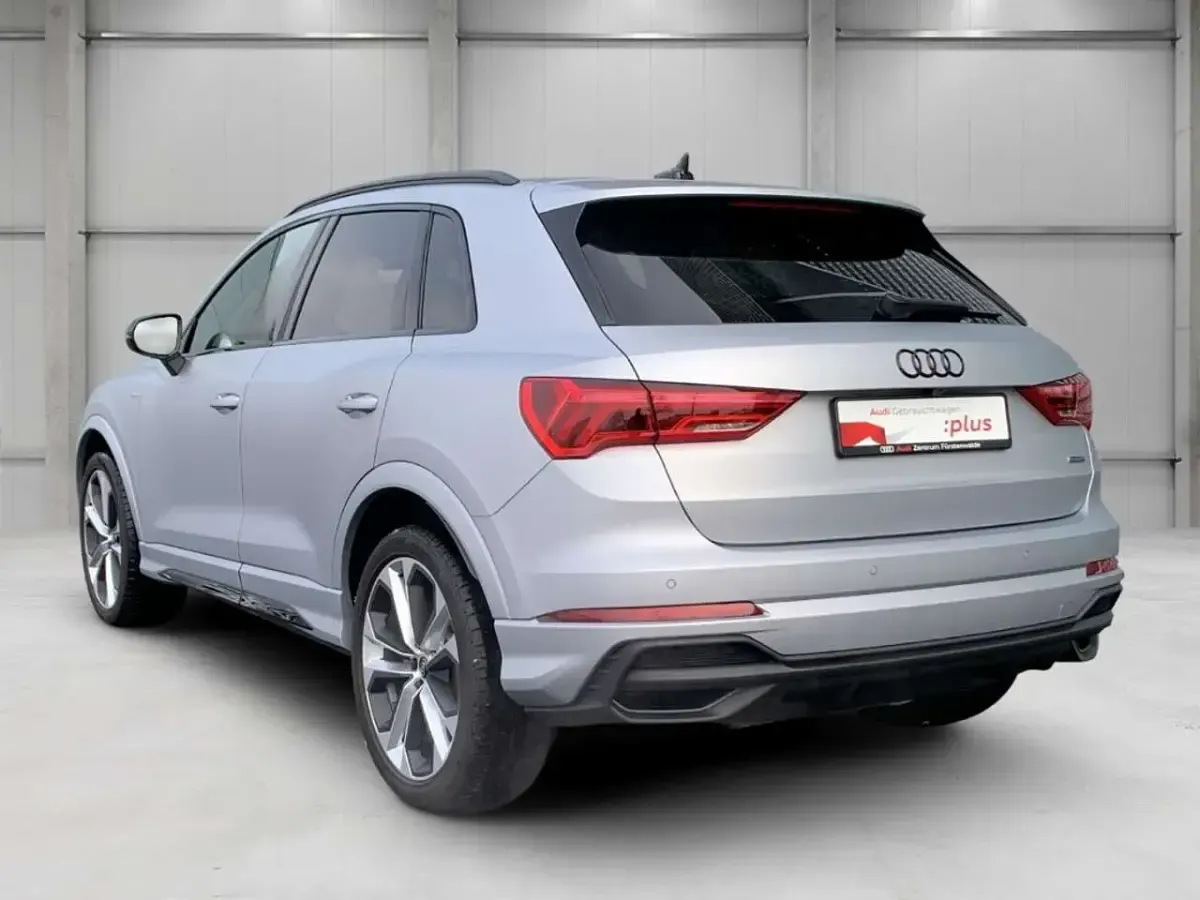 Gebraucht Audi Q3 Business 193 PS (141 kW) 2024 Weiß SUV