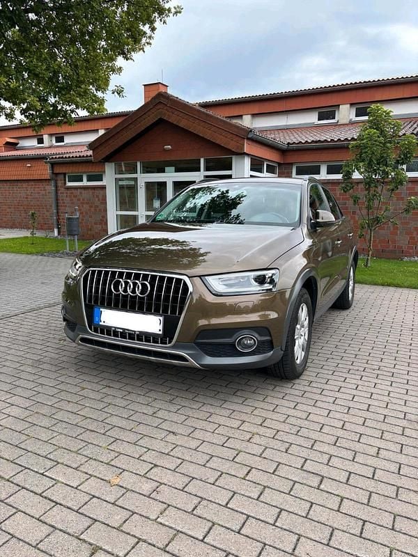 Andere farben Gebraucht 2013 Audi Q3 Exclusive SUV | 12.700 € (Superpreis) - Bild 1/4