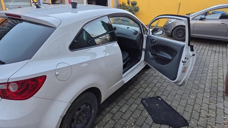 Gebraucht Seat Ibiza 86 PS (63 kW) 2012 Weiß Kleinwagen