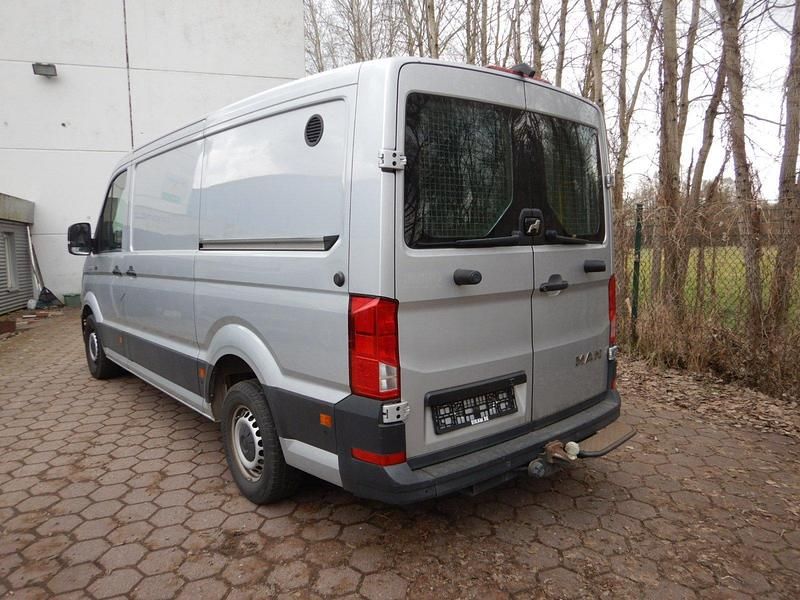 Gebraucht MAN TGE 140 PS (102 kW) 2018 Silber Van
