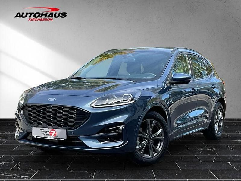 Gebraucht Ford Kuga ST-Line 120 PS (88 kW) 2023 Chromablau (metallic) SUV