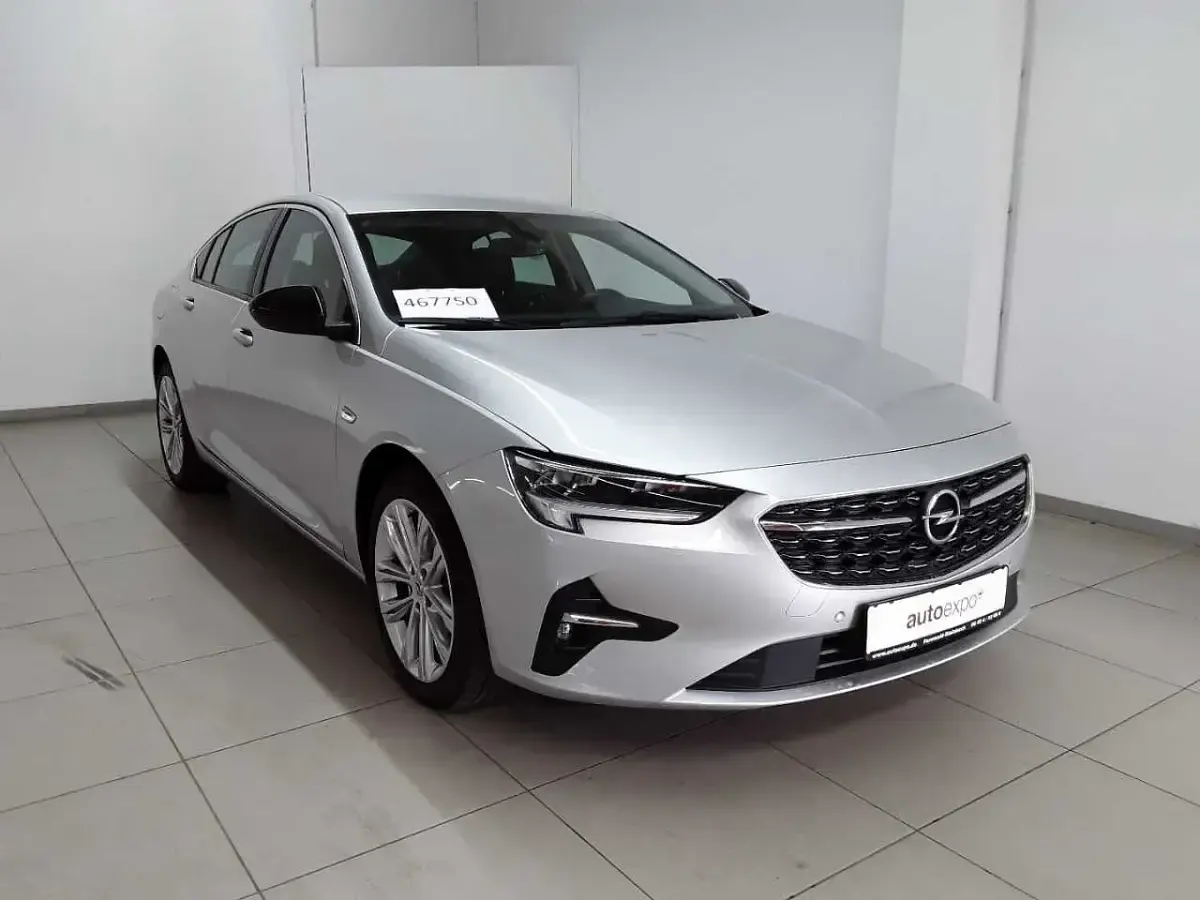 Używany Opel Insignia Business 174 KM (127 kW) 2022 Sedan/Limuzyna