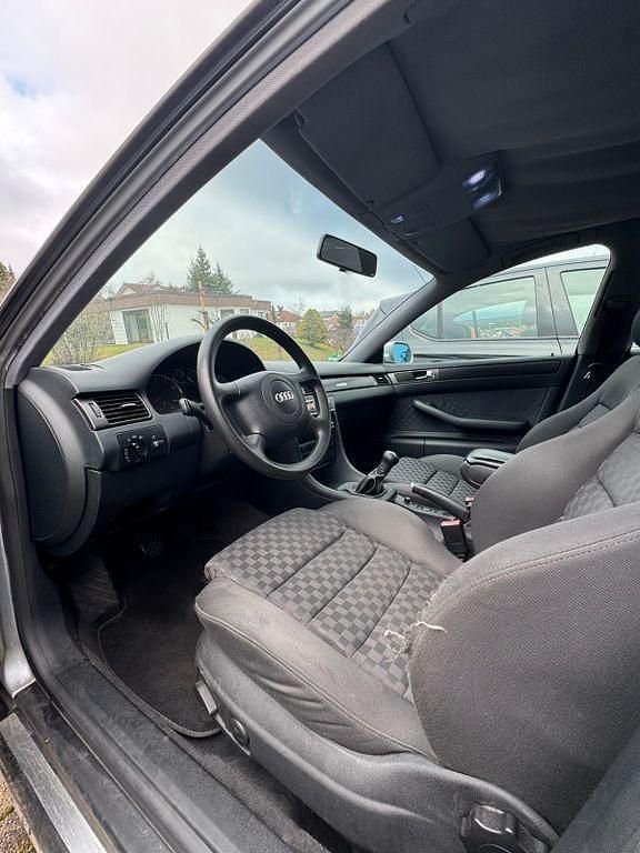 Gebraucht Audi A6 Performance 193 PS (141 kW) 1999 Grau Limousine