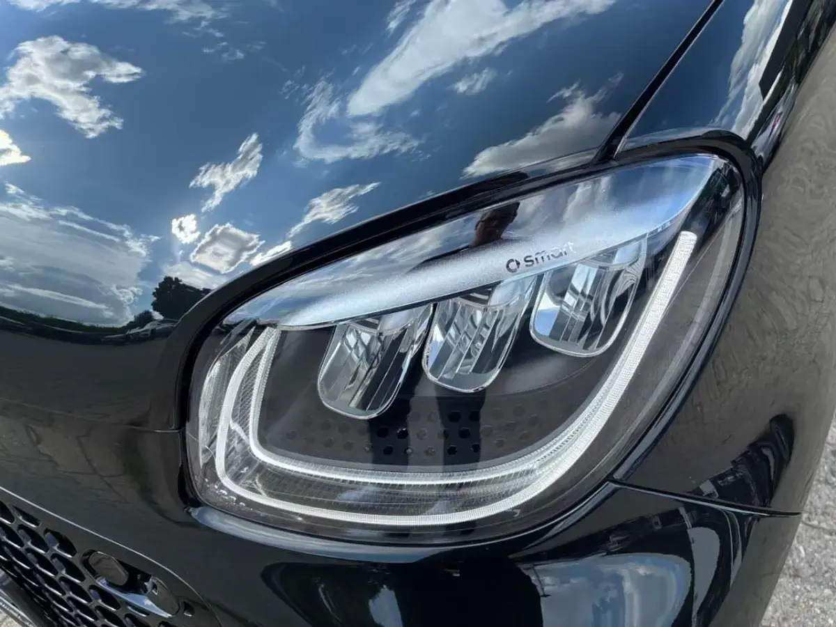 Gebraucht Smart ForTwo Electric Drive Exclusive 60 kW (82 PS) 2024 Schwarz Cabrio