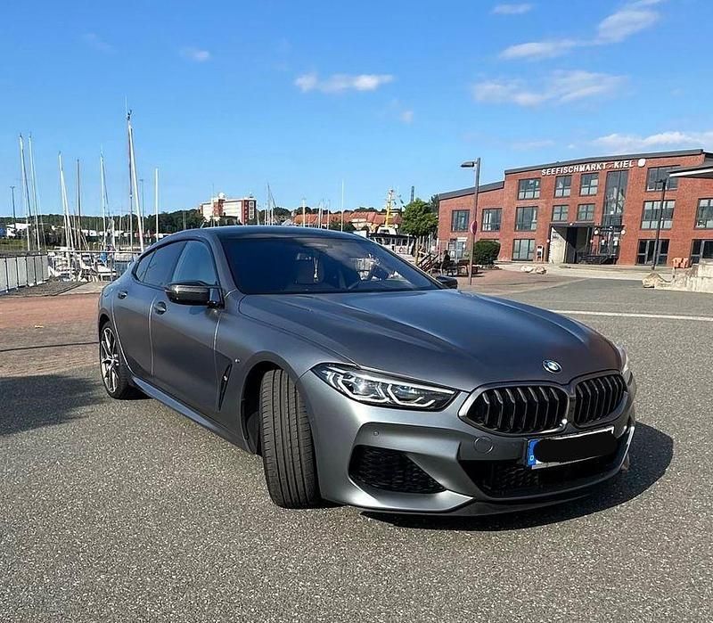Grau Gebraucht 2020 BMW M850 Performance Coupé | 64.300 € (Fairer Preis) - Bild 1/4