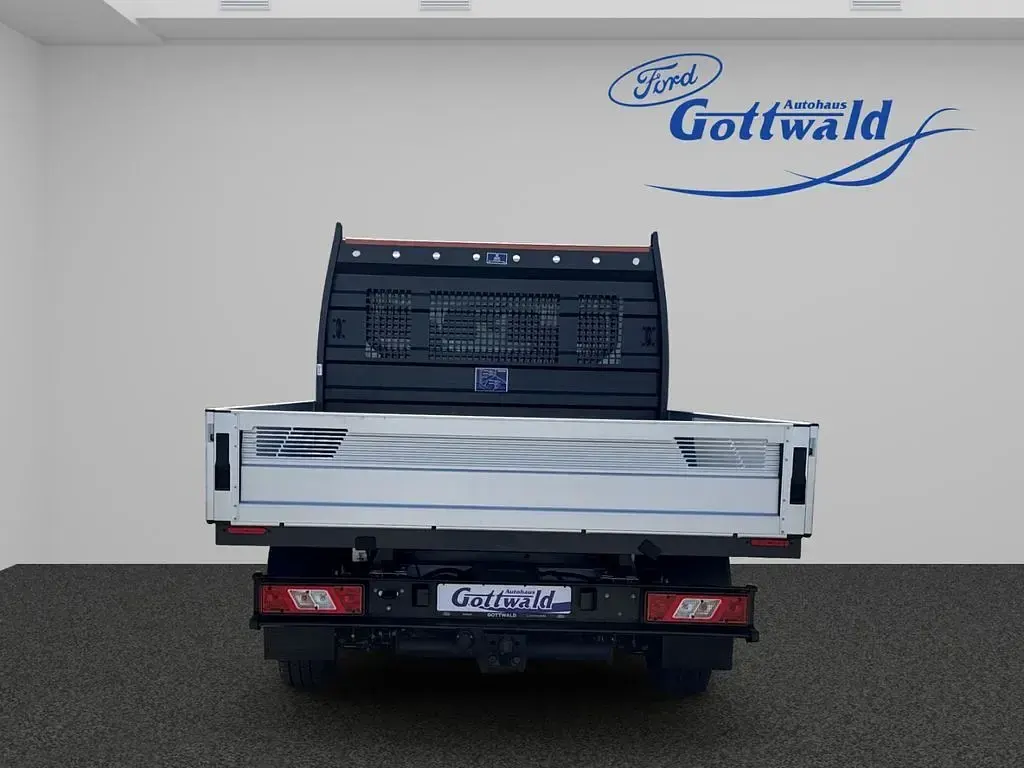 Neu Ford Transit Trend 131 PS (96 kW) 2026 Weiß Limousine