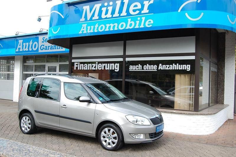 Beige Gebraucht 2012 Skoda Roomster Ambition Van / Kleinbus | 6.950 € (Etwas zu teuer) - Bild 1/4