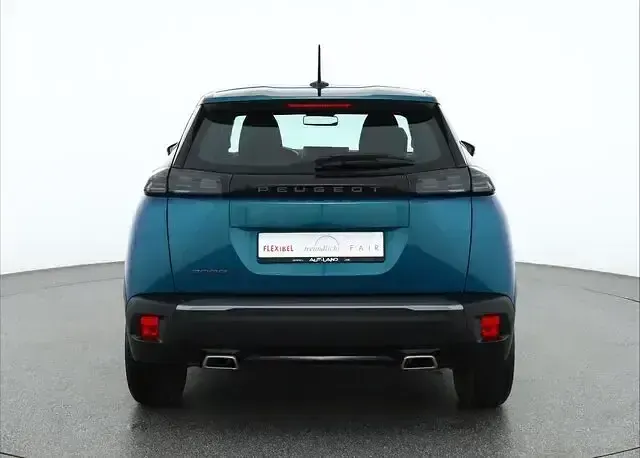 Gebraucht Peugeot 2008 131 PS (96 kW) 2025 Blau SUV