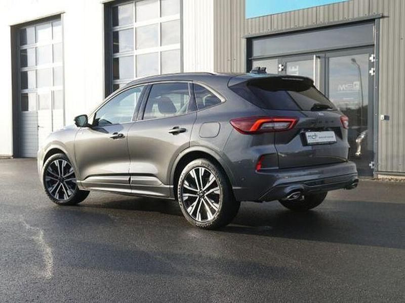 Gebraucht Ford Kuga ST-Line X 186 PS (136 kW) 2025 Grau SUV