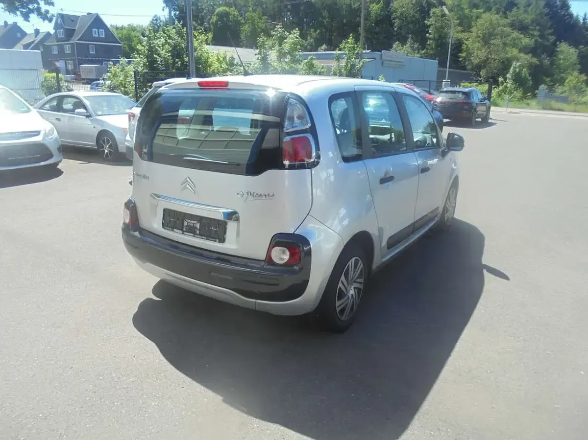 Gebraucht Citroën C3 Picasso Tendance 92 PS (67 kW) 2012 Aluminiumgrau/metallic Van / Kleinbus