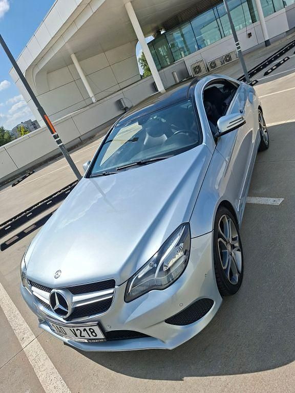 Silber Gebraucht 2014 Mercedes E220 Coupé | 13.300 € (Fairer Preis) - Bild 1/4