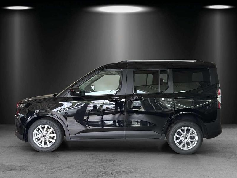 Gebraucht Ford Tourneo Courier Titanium 125 PS (91 kW) 2024 Obsidianschwarz Van / Kleinbus