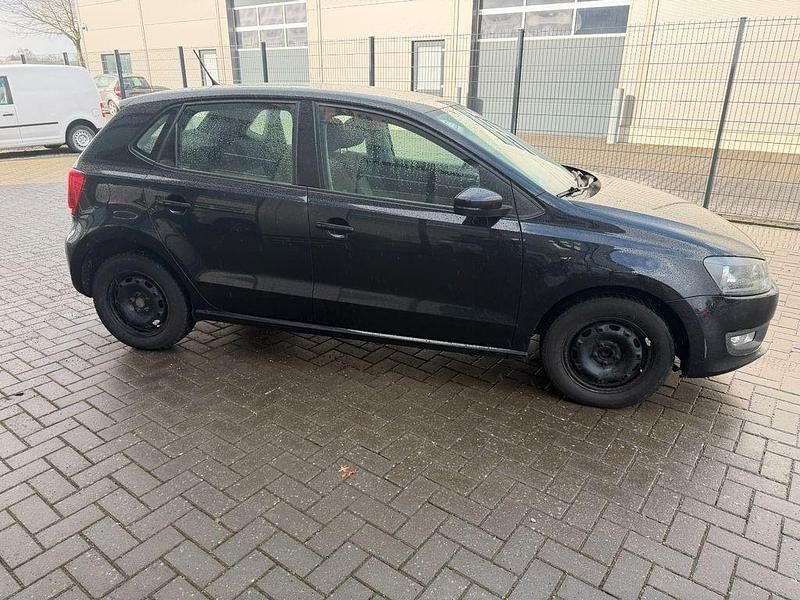Gebraucht VW Polo Trendline 75 PS (55 kW) 2012 Schwarz Kleinwagen