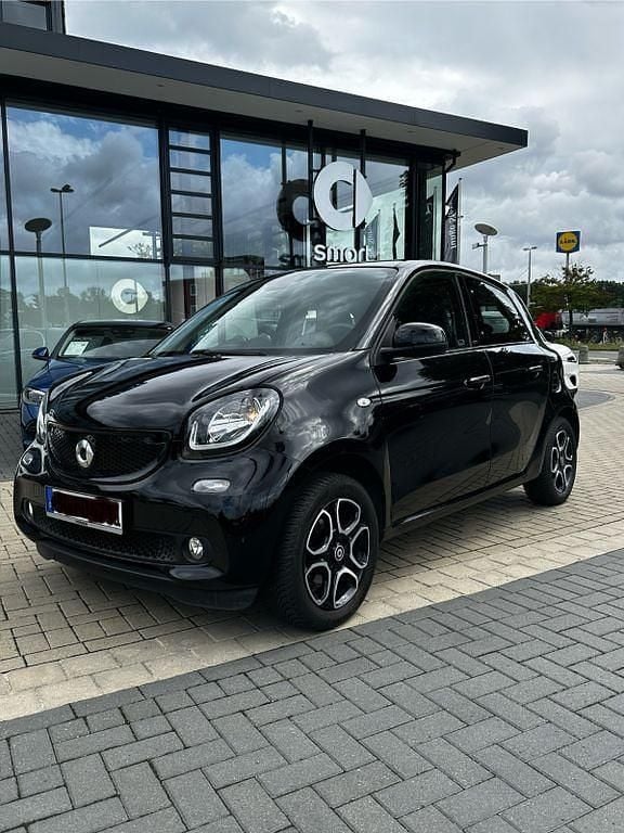 Schwarz Gebraucht 2019 Smart ForFour Prime Kleinwagen | 13.900 € (Fairer Preis) - Bild 1/4
