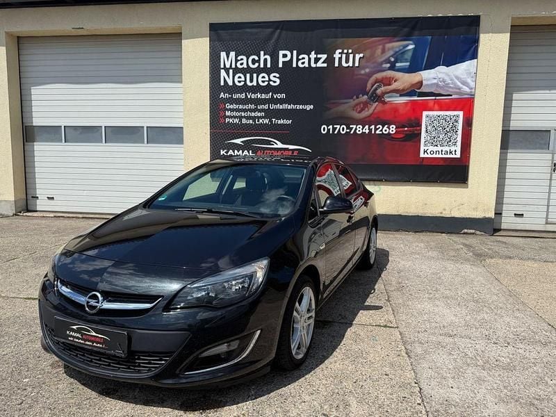 Schwarz Gebraucht 2013 Opel Astra Edition Limousine | 5.999 € (Fairer Preis) - Bild 1/4