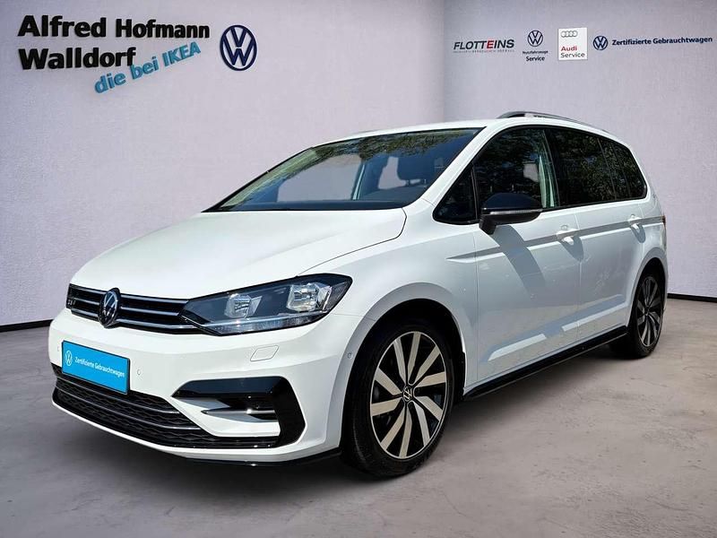 Weiß Gebraucht 2024 VW Touran Goal Van / Kleinbus | 42.508 € - Bild 1/4